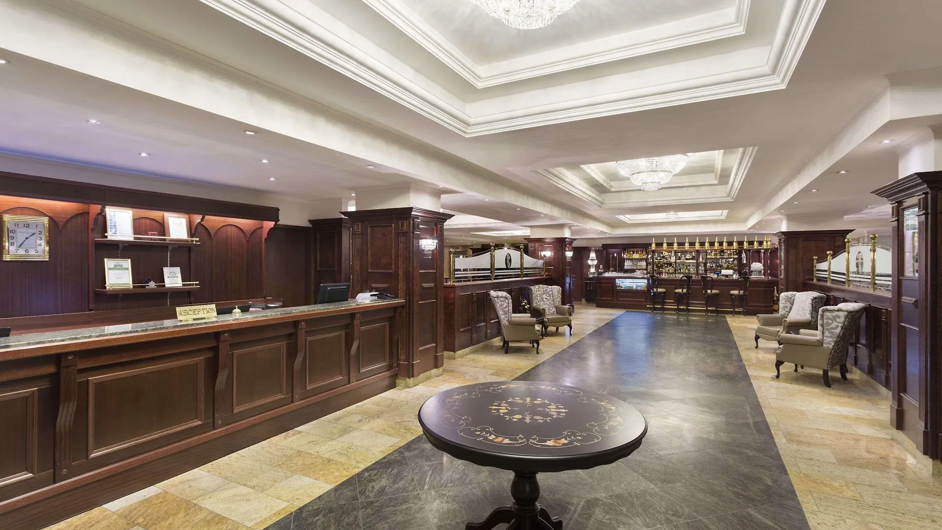 Ramada Hotel & Suites By Wyndham Bucharest North