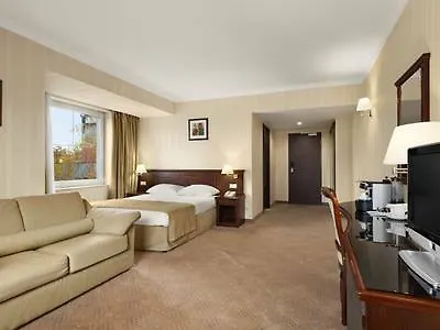 ****  Ramada Hotel & Suites By Wyndham Bucharest North Románia
