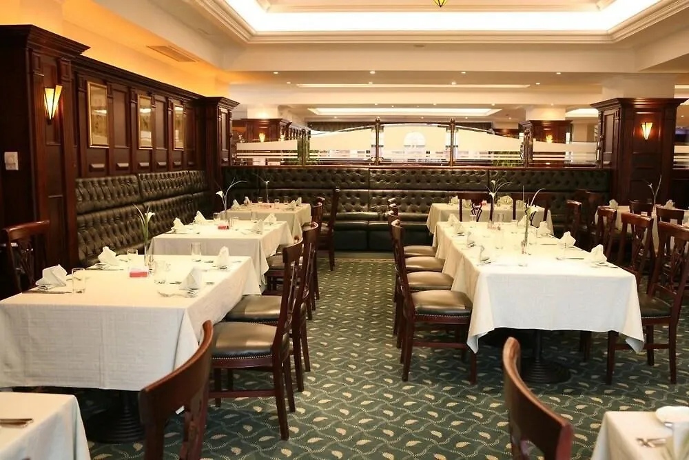 Ramada Hotel & Suites By Wyndham Bucharest North 4*,