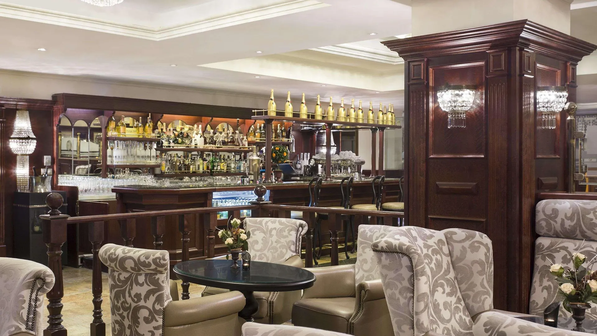 Ramada Hotel & Suites By Wyndham Bucharest North
