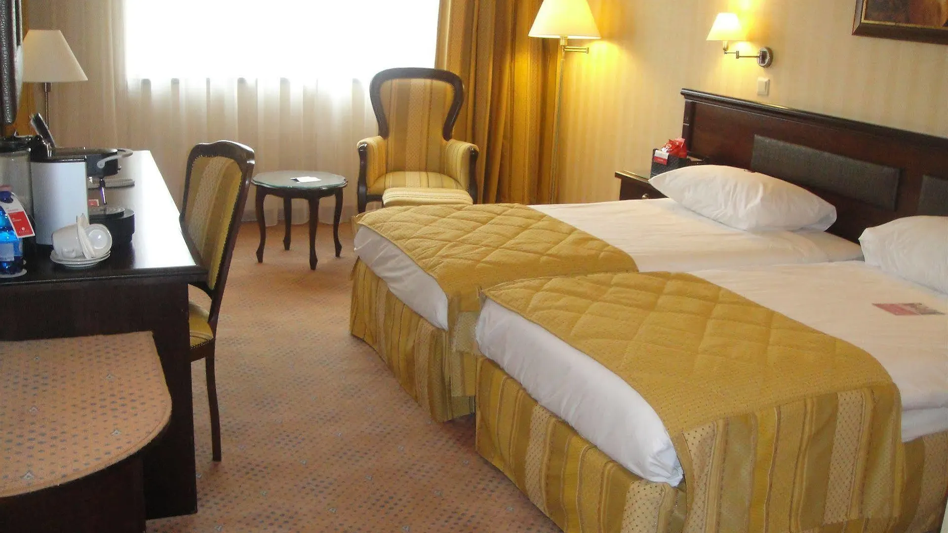 Ramada Hotel & Suites By Wyndham Bucharest North