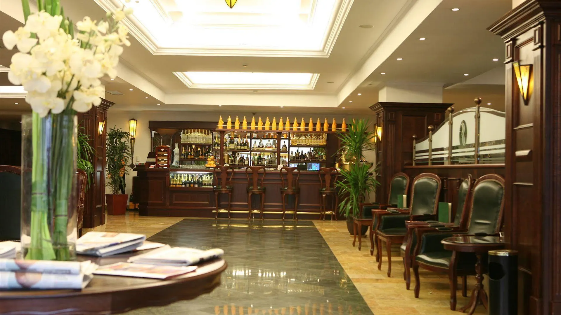 Ramada Hotel & Suites By Wyndham Bucharest North