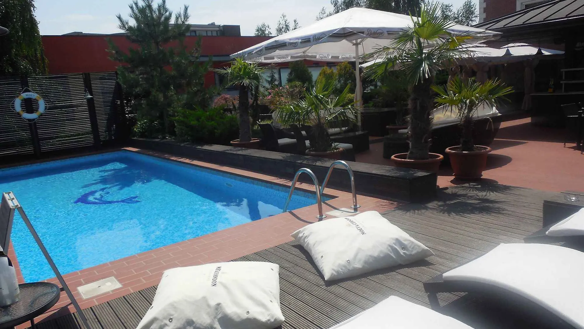 Ramada Hotel & Suites By Wyndham Bucharest North